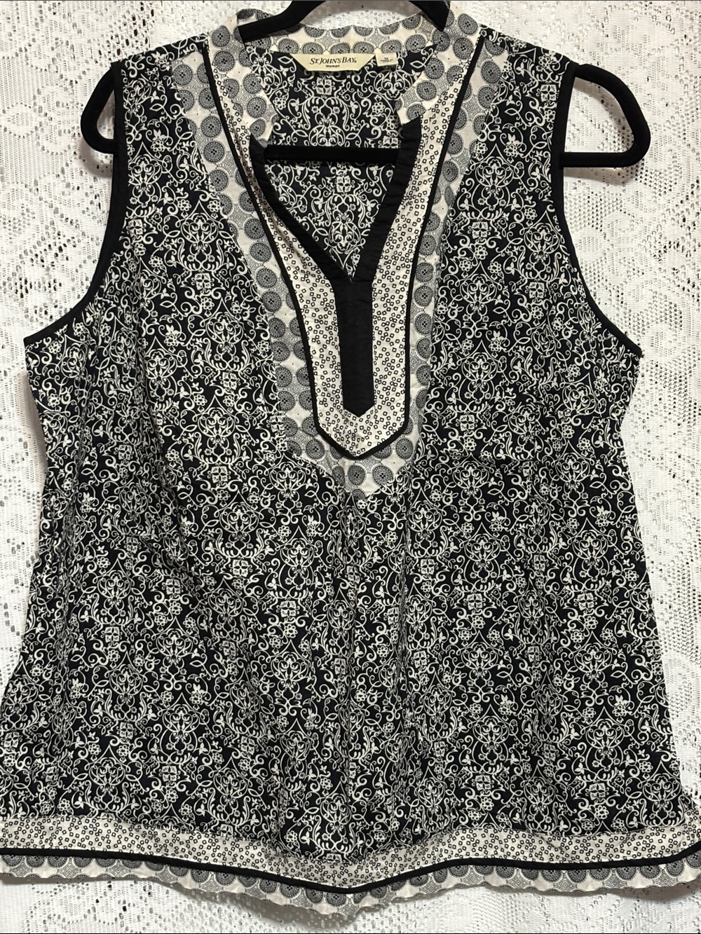 St. John's Bay Black & White Patterned Sleeveless Maxi Skirt size 1X